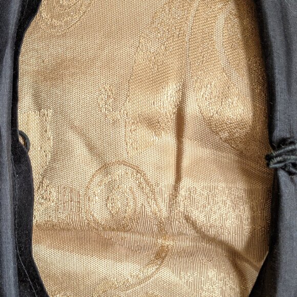 Embroidered and sequined colourful throw pillow - Picture 4 of 8